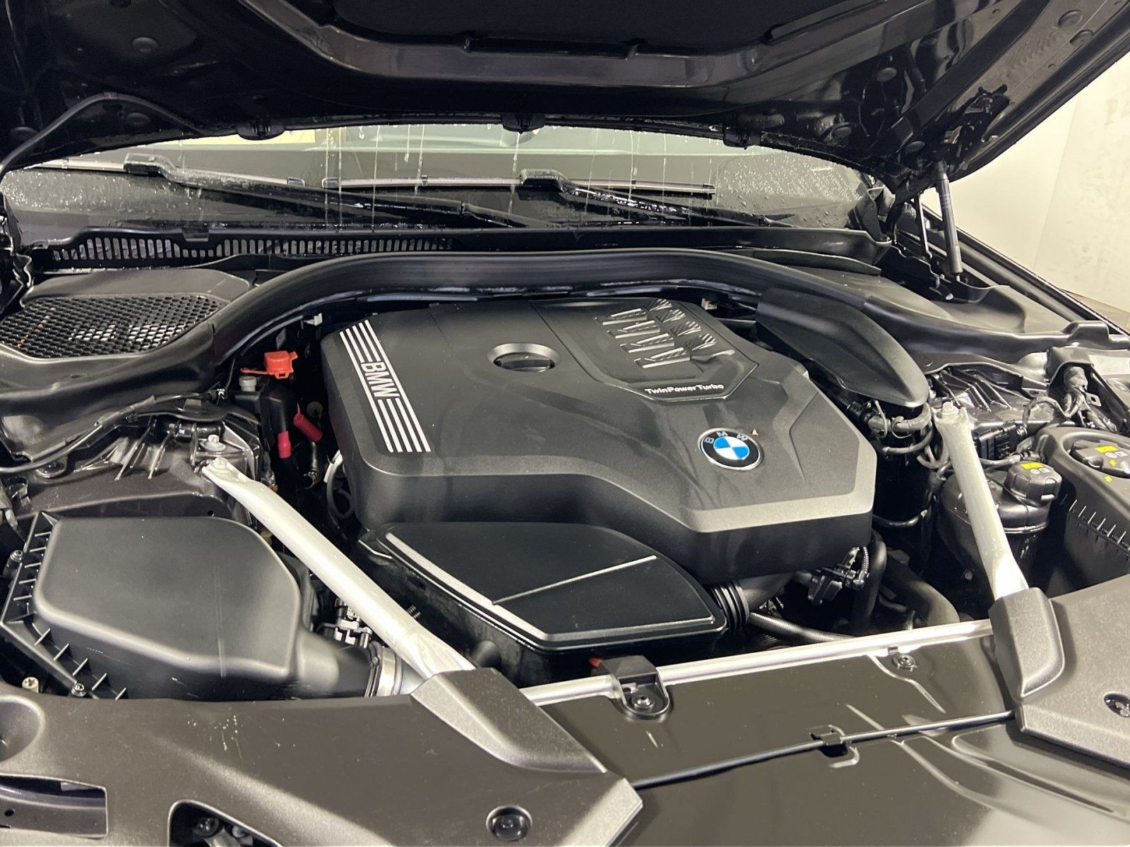 Used 2021 BMW 530i xDrive w/ Convenience Package AWD/4WD image 29