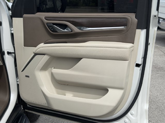 Used 2022 GMC Yukon Denali RWD image 35