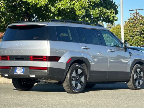 New 2026 Hyundai Santa Fe SEL FWD image 4