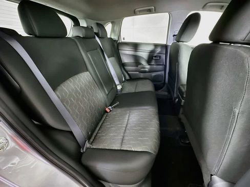 Used 2024 Mitsubishi Outlander Sport ES AWD/4WD image 29