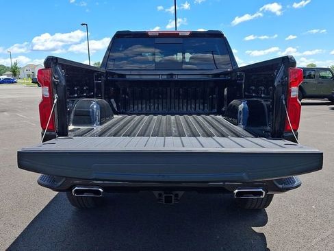 Used 2025 Chevrolet Silverado 1500 LT Trail Boss w/ Convenience Package II AWD/4WD image 30