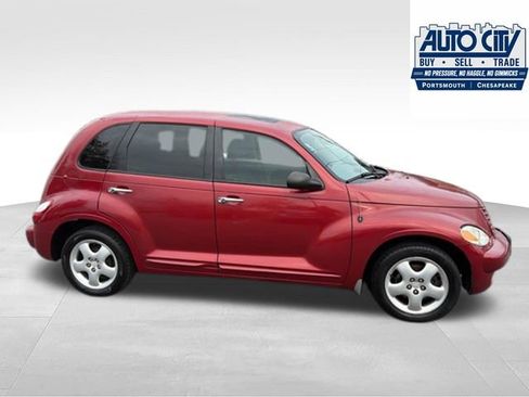Used 2005 Chrysler PT Cruiser Touring w/ Moonroof Group FWD image 2