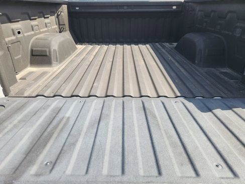 Used 2023 GMC Sierra 1500 Elevation image 30