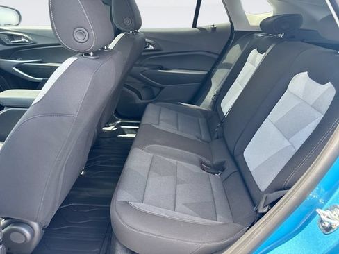 Used 2026 Chevrolet Trax LS w/ LS Convenience Package FWD image 22