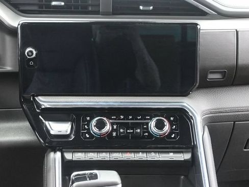 Used 2023 GMC Sierra 1500 Denali AWD/4WD image 28
