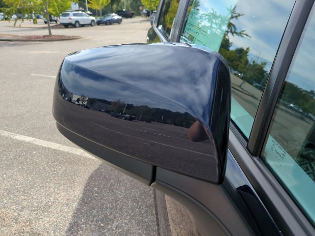 New 2026 Toyota Sienna XLE AWD/4WD image 12