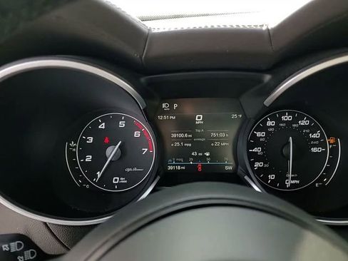 Used 2022 Alfa Romeo Stelvio Ti image 19