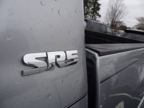 Used 2017 Toyota Tacoma SR5 w/ Tow Package image 19