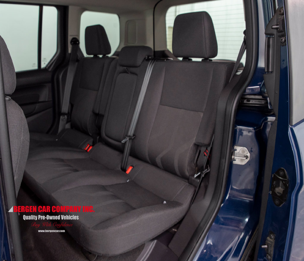 Used 2017 Ford Transit Connect XLT FWD image 13