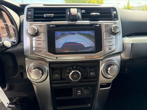 Used 2019 Toyota 4Runner SR5 Premium AWD/4WD image 34