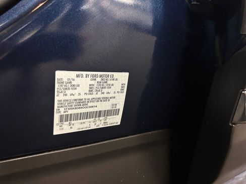 Used 2016 Ford Explorer XLT w/ Equipment Group 202A image 40