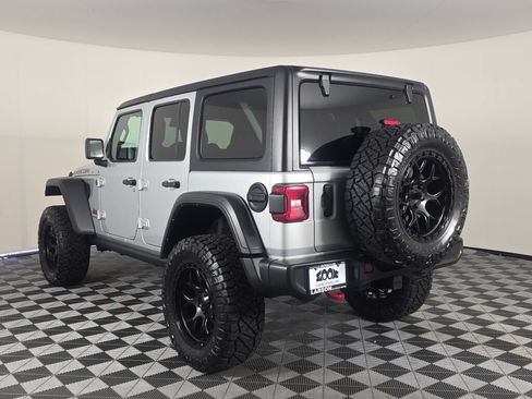 Used 2024 Jeep Wrangler Unlimited Rubicon AWD/4WD image 5