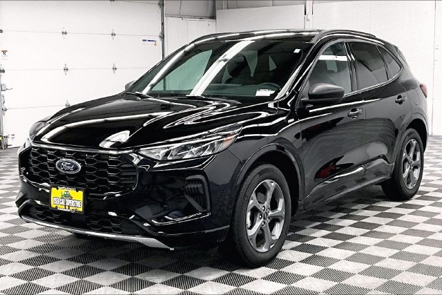 Used 2024 Ford Escape ST-Line w/ Tech Pack #1 AWD/4WD image 12