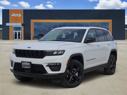 New 2025 Jeep Grand Cherokee Limited w/ Black Appearance Package