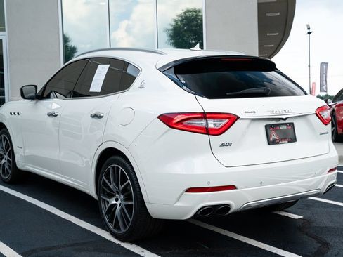Used 2018 Maserati Levante S GranLusso AWD/4WD image 21