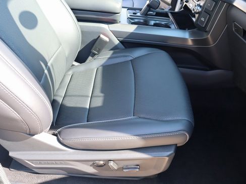 New 2025 Ford F150 Lariat w/ Equipment Group 502A High image 15