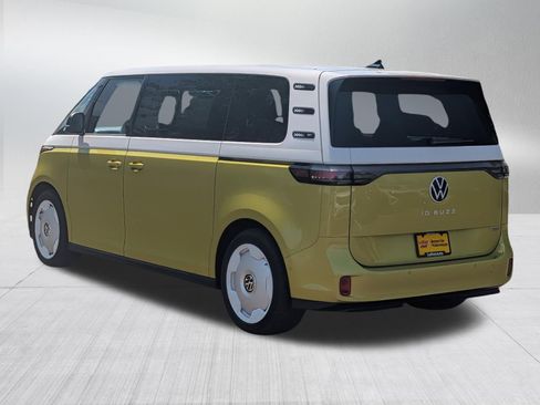 New 2025 Volkswagen ID. Buzz 1st Edition AWD/4WD image 3