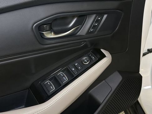 Used 2024 Honda Accord Touring image 17