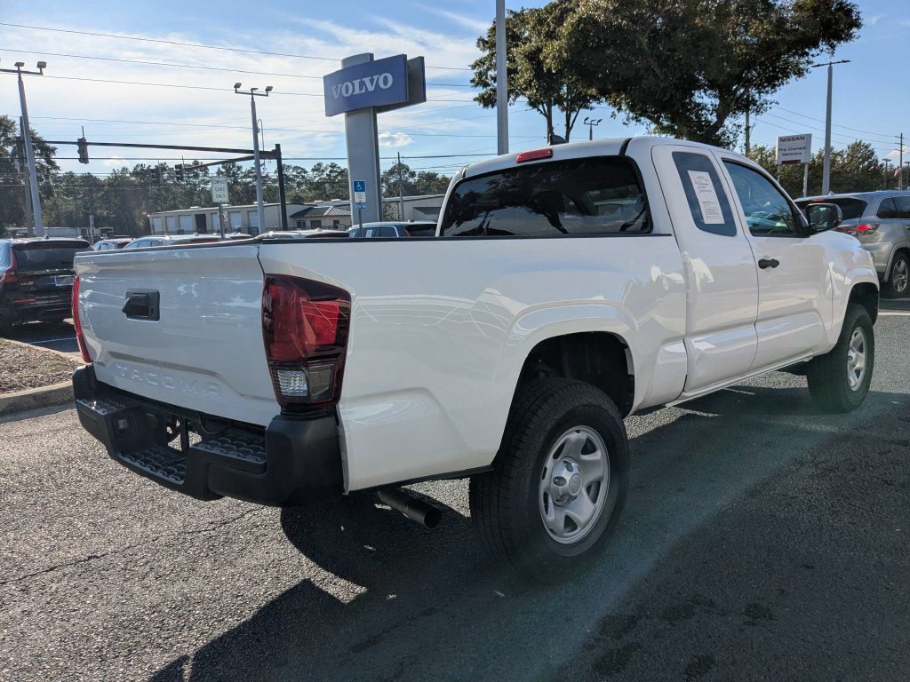 Used 2022 Toyota Tacoma SR RWD image 6