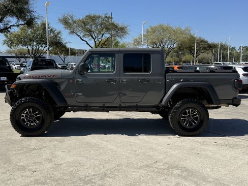 Used 2022 Jeep Gladiator Mojave w/ LED Lighting Group image 8