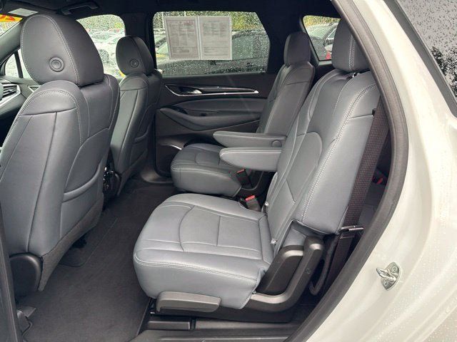 Used 2024 Buick Enclave Essence FWD image 18
