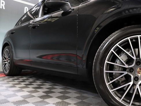 Used 2021 Porsche Cayenne S AWD/4WD image 75