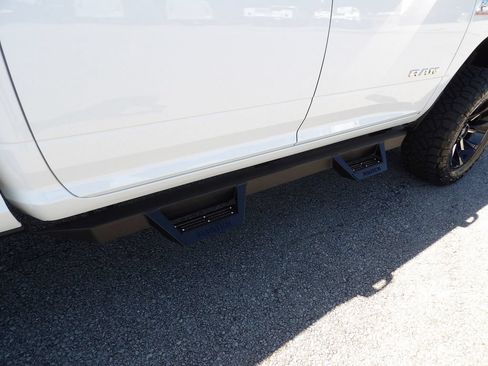 Used 2026 RAM 2500 Laramie AWD/4WD image 57
