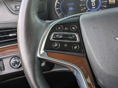 Used 2017 Cadillac Escalade Luxury image 17