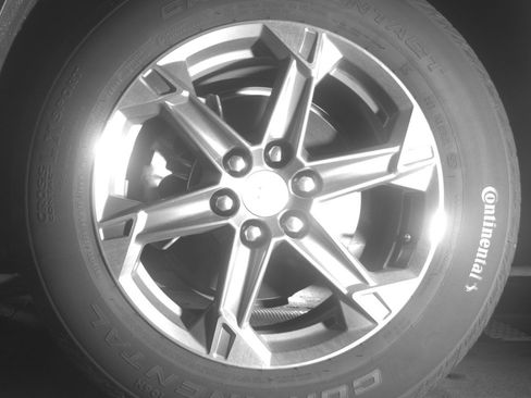 Used 2025 Chevrolet Blazer LT FWD image 12