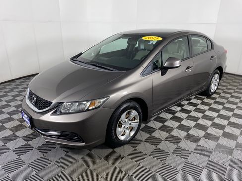 Used 2013 Honda Civic LX image 7