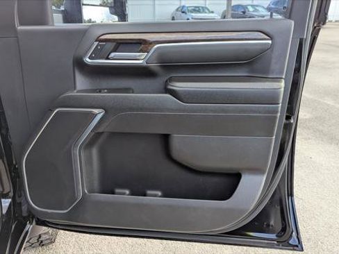 Used 2024 GMC Sierra 3500 SLE AWD/4WD image 22