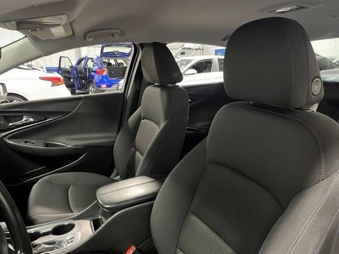 Used 2024 Chevrolet Malibu LT FWD image 23