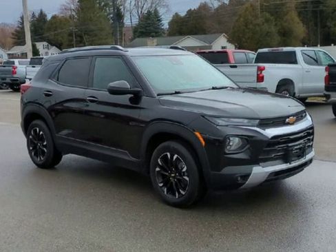 Certified 2023 Chevrolet TrailBlazer LT image 2