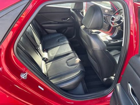 Used 2023 Hyundai Elantra Limited FWD image 37