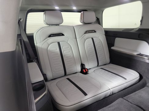 Used 2024 Rivian R1S Adventure AWD/4WD image 26