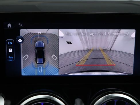 New 2026 Mercedes-Benz GLB 250 image 16