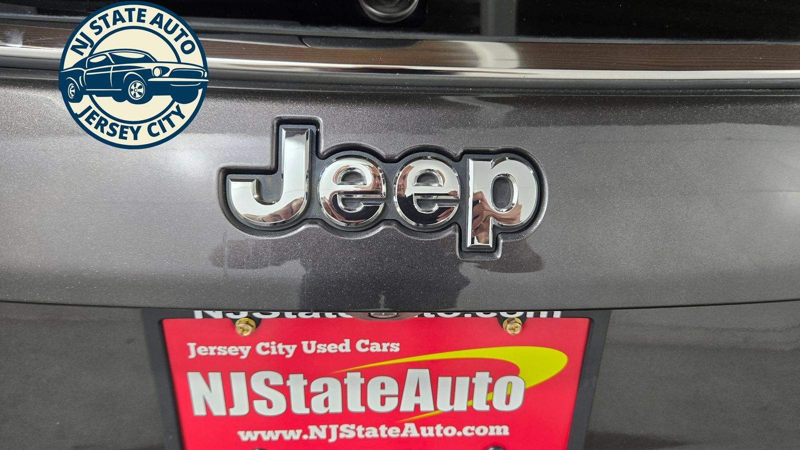 Used 2018 Jeep Compass Limited w/ Safe & Security Group AWD/4WD image 32