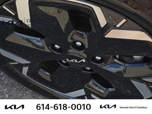 Certified 2023 Kia Niro Wind w/ Wind Preserve Package FWD image 12