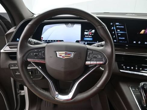 Used 2023 Cadillac Escalade ESV Sport AWD/4WD image 7