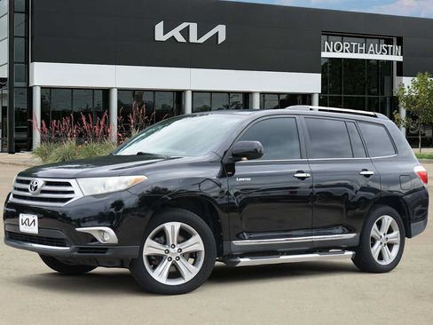 Used 2013 Toyota Highlander Limited FWD image 1