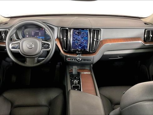 Used 2023 Volvo XC60 T8 Plus AWD/4WD image 15