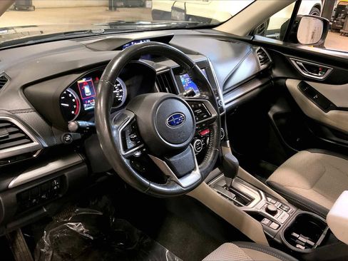 Used 2019 Subaru Forester Premium image 17