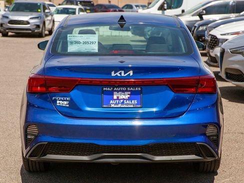Used 2023 Kia Forte LXS FWD image 6