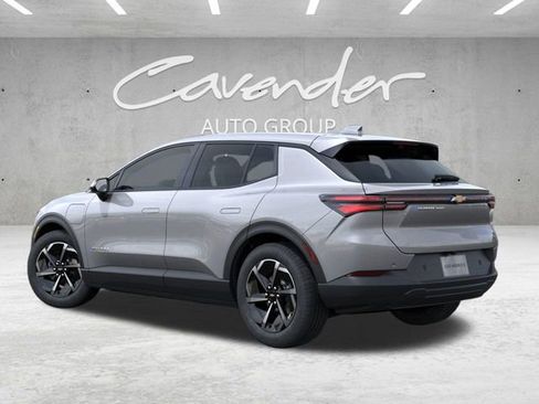 New 2026 Chevrolet Equinox EV LT image 3