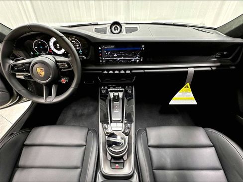 Used 2026 Porsche 911 Carrera S RWD image 16