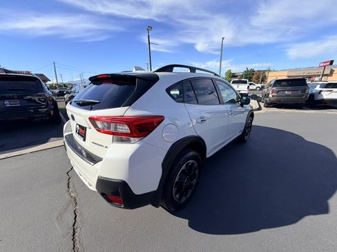 Used 2021 Subaru Crosstrek 2.0i Premium w/ Popular Package #3 AWD/4WD image 3