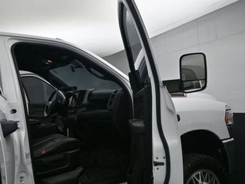 Used 2021 RAM 3500 Tradesman w/ Chrome Appearance Group AWD/4WD image 16
