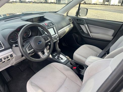 Used 2017 Subaru Forester 2.5i Premium w/ All-Weather Package image 9