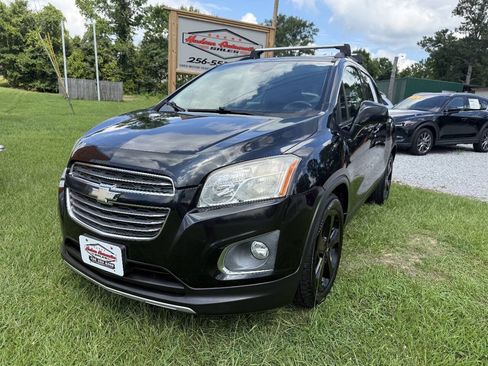 Used 2016 Chevrolet Trax LTZ w/ Midnight Edition FWD image 3