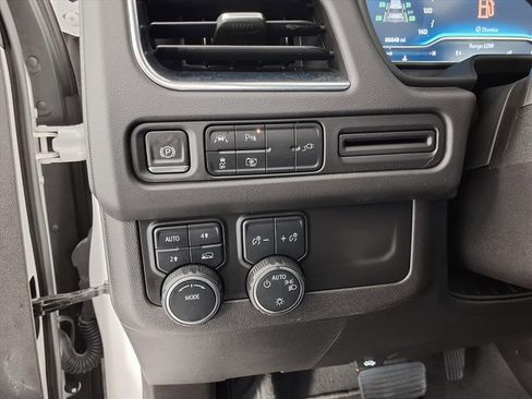 Used 2022 Chevrolet Tahoe RST w/ Luxury Package image 15